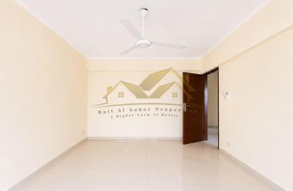 Apartment - 3 Bedrooms - 2 Bathrooms for rent in Karama Park Area - Al Karama - Dubai Apartment - 3 Bedrooms - 2 Bathrooms for rent in Karama Park Area - Al Karama - Dubai