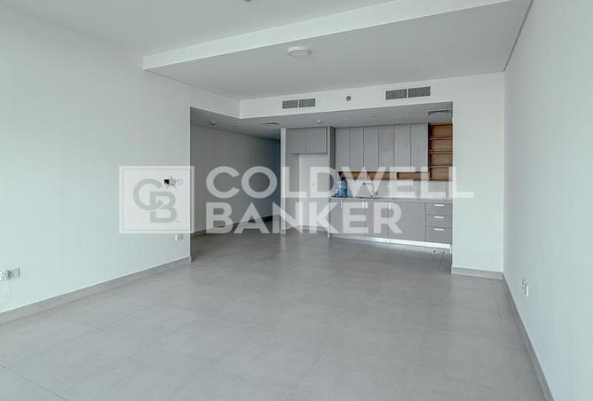94010704 - Property Image 2