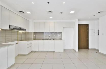 Apartment - 2 Bedrooms - 2 Bathrooms for sale in Zahra Apartments 2A - Zahra Apartments 2 - Zahra Apartments - Town Square - Dubai