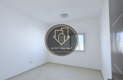 شقة - 2 - 2 للايجار في الجرف 2 - الجرف - عجمان وسط المدينة - عجمان
