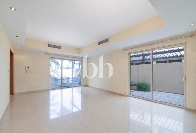 81953000 - صورة العقار 2