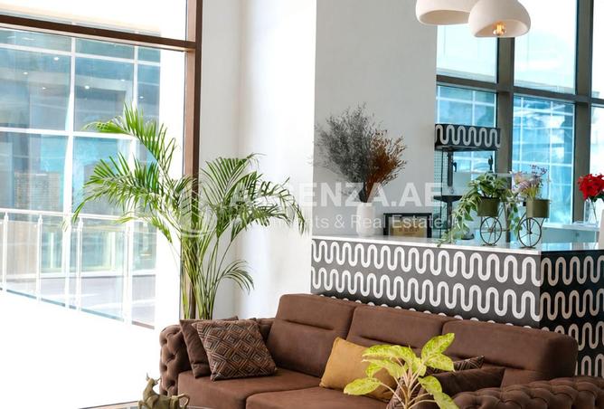 123827000 - Property Image 2
