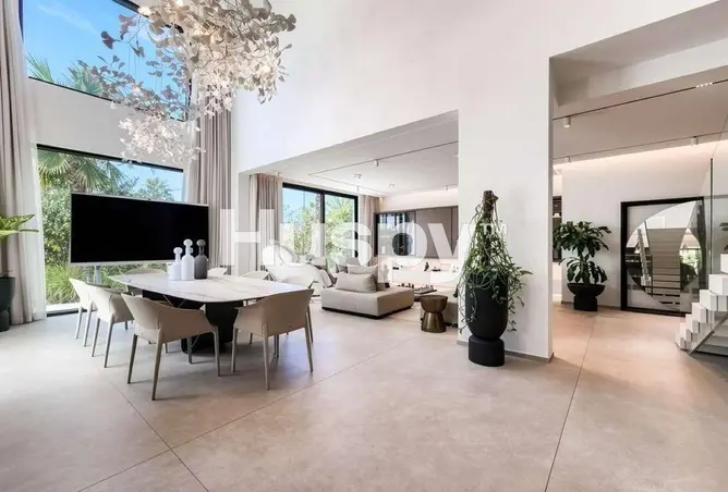 158222792 - Property Image 2