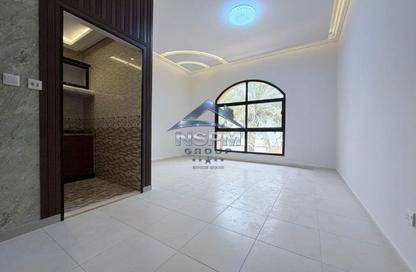 Apartment - Studio - 1 Bathroom for rent in Al Qubaisat - Al Mushrif - Abu Dhabi