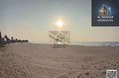 Villa - 4 - 6 for sale in Golf Estates - Al Zorah - Ajman Villa - 4 - 6 for sale in Golf Estates - Al Zorah - Ajman