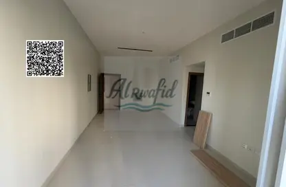 شقة - 2 غرف نوم - 2 حمامات للايجار في برج النعيمية 1 - أبراج النعيمية - النعيمية - عجمان