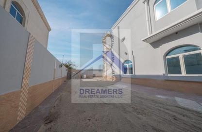 Villa - 5 Bedrooms - 6 Bathrooms for rent in Al Quoz 2 - Al Quoz - Dubai