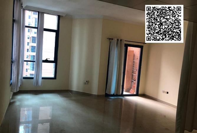 73844001 - Property Image 3