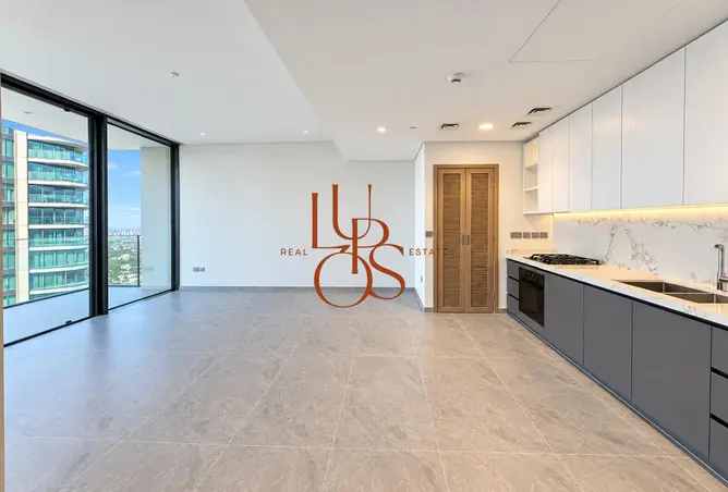 156063851 - Property Image 3