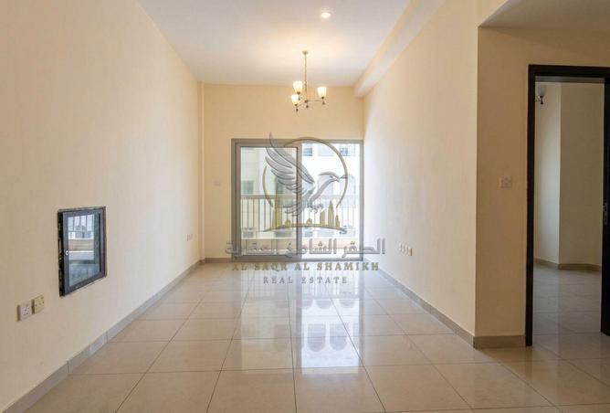 135648422 - Property Main Image