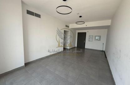 Apartment - 2 - 3 for rent in Al Majaz 2 - Al Majaz - Sharjah Apartment - 2 - 3 for rent in Al Majaz 2 - Al Majaz - Sharjah