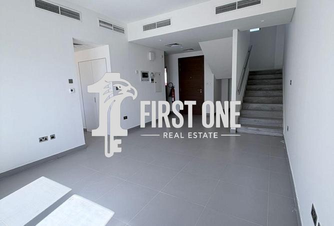 71118056 - Property Image 2