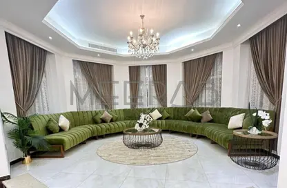 Villa - 5 Bedrooms - 6 Bathrooms for rent in Nad Al Sheba 4 - Nad Al Sheba - Dubai