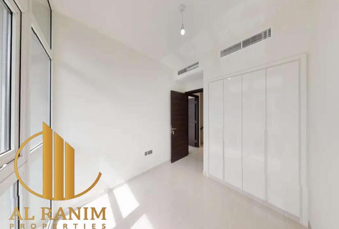 70701919 - صورة العقار 3