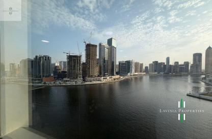 Office Space - Studio for rent in Lake Central - Business Bay - Dubai