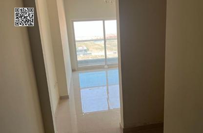 Apartment - 2 Bedrooms - 3 Bathrooms for rent in Golf Tower - Emirates City - Ajman