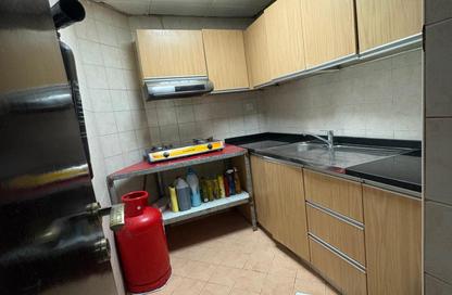 Apartment - Studio - 1 Bathroom for rent in Sheikh Hamad Bin Abdullah St. - Fujairah