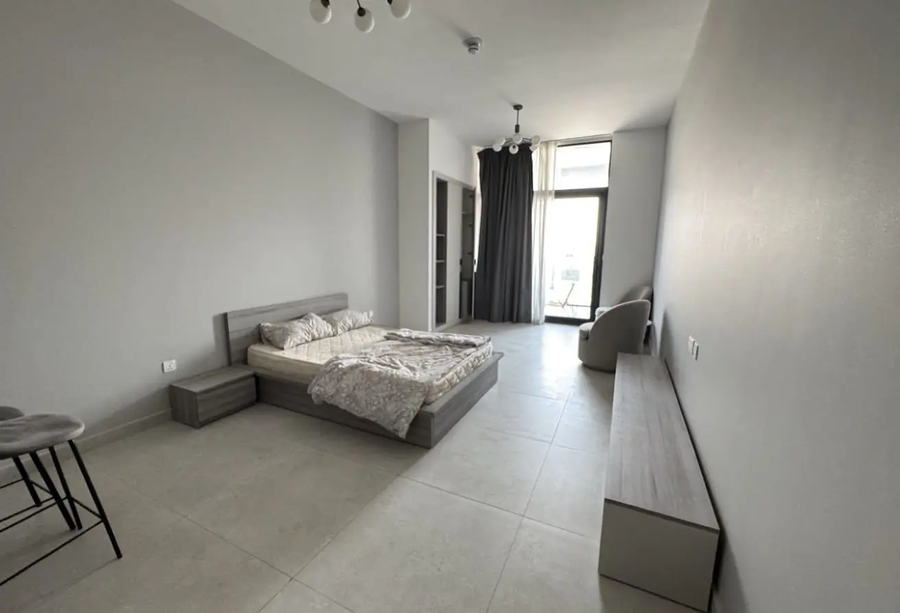 156895808 - Property Main Image