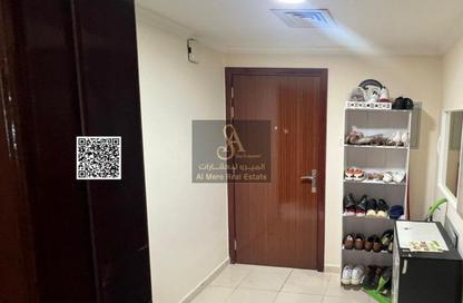 شقة - غرفة نوم - 2 حمامات للبيع في أورينت تاور 1 - أورينت تاور - البستان - عجمان