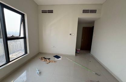 Apartment - 2 Bedrooms - 2 Bathrooms for rent in Gulfa Towers - Al Rashidiya 1 - Al Rashidiya - Ajman