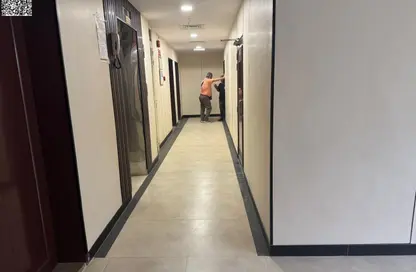 عمارة بالكامل - 8 غرف نوم - 8 حمامات للبيع في مجمع مويلح - تجارية مويلح - الشارقة