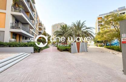 Apartment - 2 - 3 for sale in Afnan 5 - Afnan - Midtown - Dubai Production City (IMPZ) - Dubai
