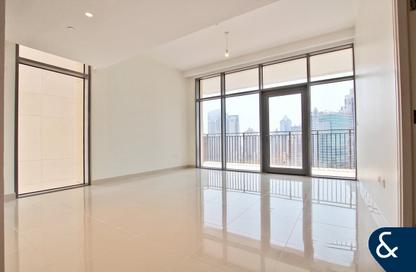 Apartment - 1 - 2 for sale in Boulevard Crescent Tower 1 - BLVD Crescent - Downtown Dubai - Dubai