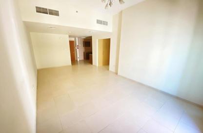 Apartment - 1 Bedroom - 2 Bathrooms for rent in Sondos Lilac - Dubai Land Residence Complex - Dubai