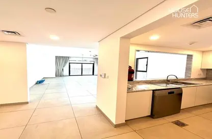 شقة - 2 غرف نوم - 2 حمامات للايجار في لمتارا 3 - مدينة جميرا ليفينج - أم سقيم - دبي