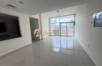 Apartment - 2 - 2 for rent in Alza 11 - Dubai Land Residence Complex - Dubai