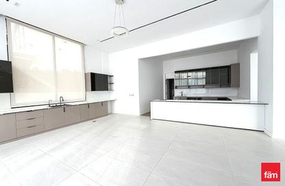 Villa - 5 - 6 for rent in District 6 - Jumeirah Park - Dubai Villa - 5 - 6 for rent in District 6 - Jumeirah Park - Dubai