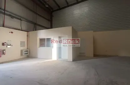 Warehouse - Studio - 1 Bathroom for rent in Al Quoz Industrial Area 4 - Al Quoz Industrial Area - Al Quoz - Dubai