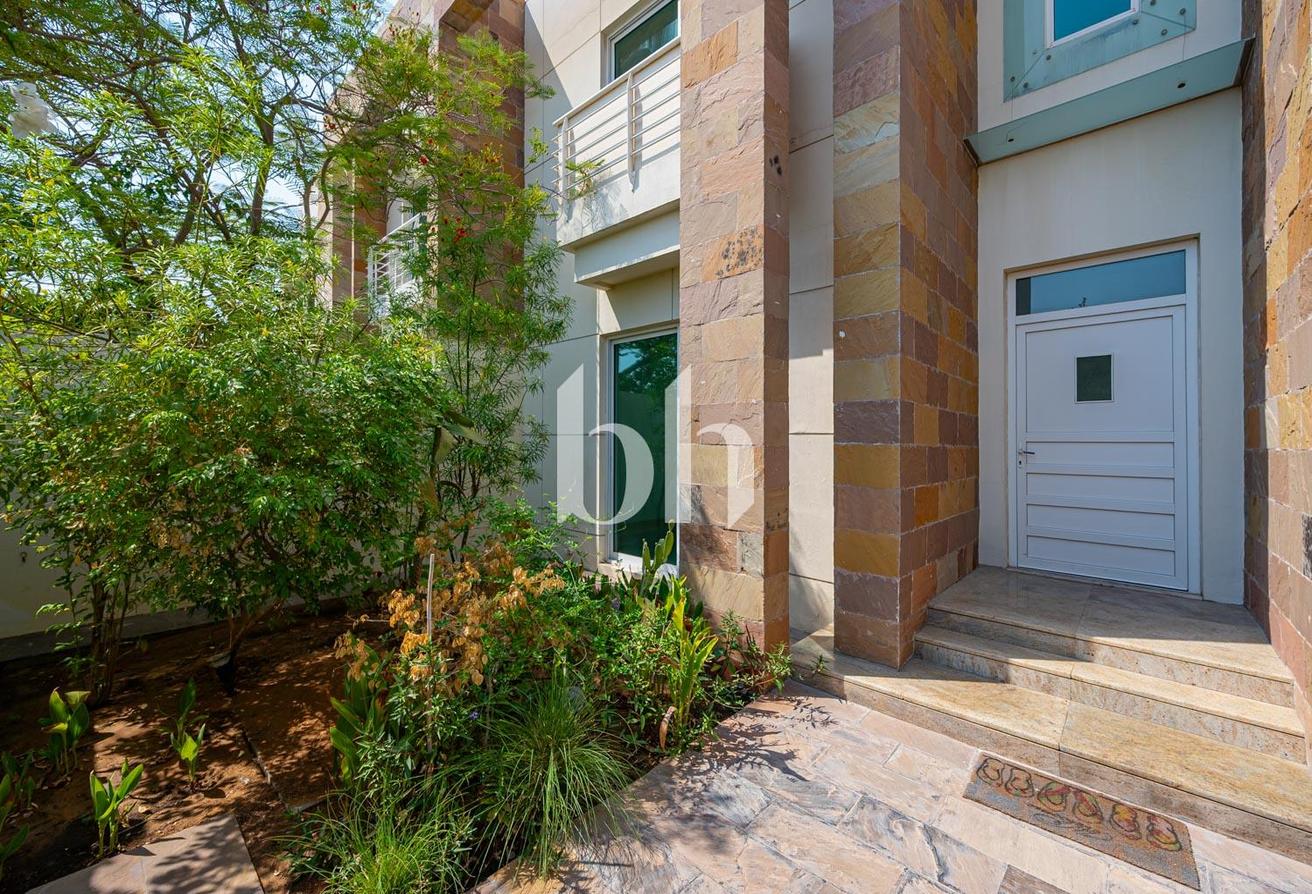 5+ Maid's | Unfurnished | Private Garden and Pool photo 16