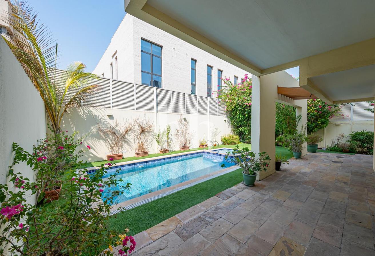 5+ Maid's | Unfurnished | Private Garden and Pool photo 15