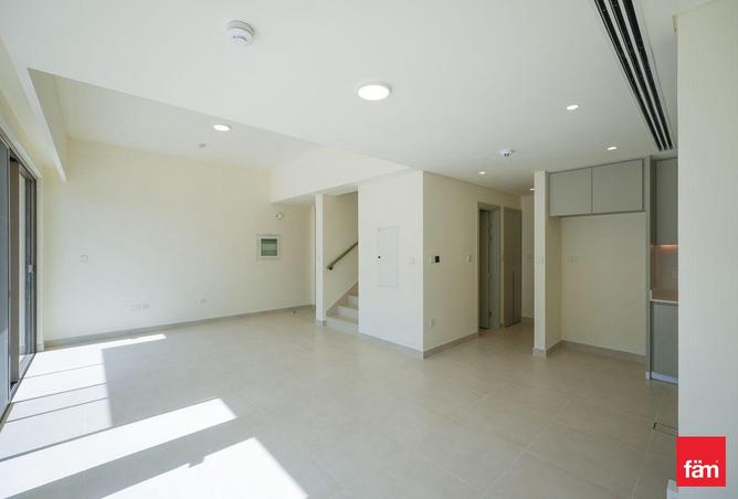 87862381 - Property Image 3