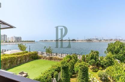 Villa - 3 Bedrooms - 5 Bathrooms for sale in Sur La Mer 1 - Sur La Mer - La Mer - Jumeirah - Dubai