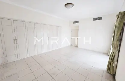 Villa - 4 Bedrooms - 5 Bathrooms for rent in Jumeirah 3 Villas - Jumeirah 3 - Jumeirah - Dubai