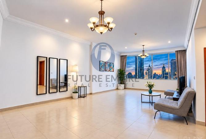 Chiller Free Furnished |Laundry Metro | Urgent