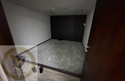 مستودع - استوديو - 4 حمامات للايجار في بناء الصناعية 13 - منطقة رقم 13 - المنطقة الصناعية بالشارقة - الشارقة مستودع - استوديو - 4 حمامات للايجار في بناء الصناعية 13 - منطقة رقم 13 - المنطقة الصناعية بالشارقة - الشارقة