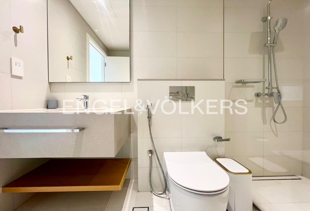 Upgraded | Furnished | Palm and Ain Views photo 18