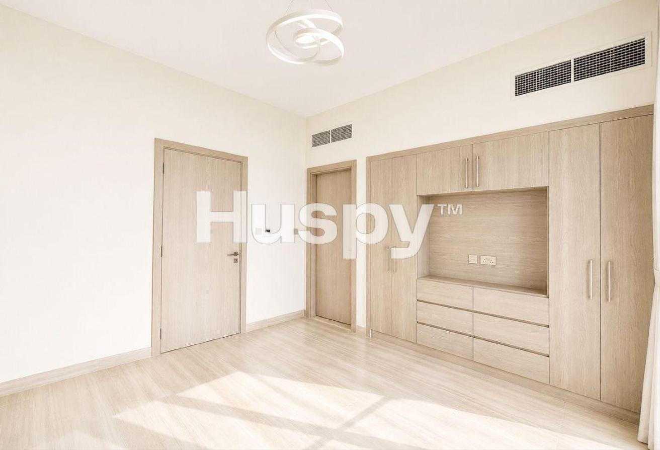 Vacant Now | Park Backing | Open Kitchen photo 6