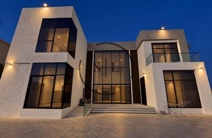 Villa - 5 - 6 for rent in Wadi Alshabak - Dubai Villa - 5 - 6 for rent in Wadi Alshabak - Dubai