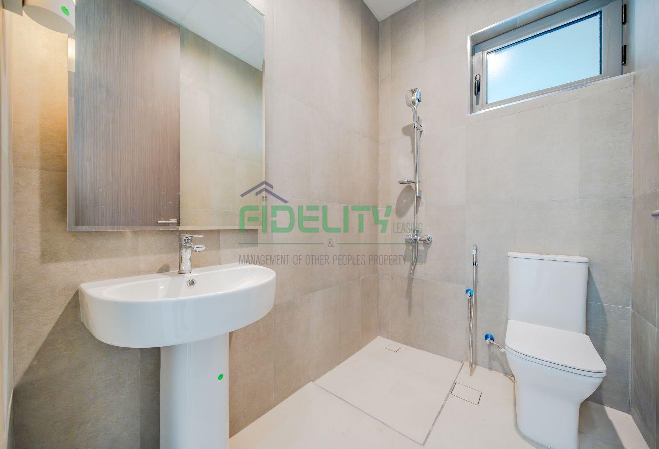 Brand New 6 Bedrooms |Private Pool |Elevator acces photo 8
