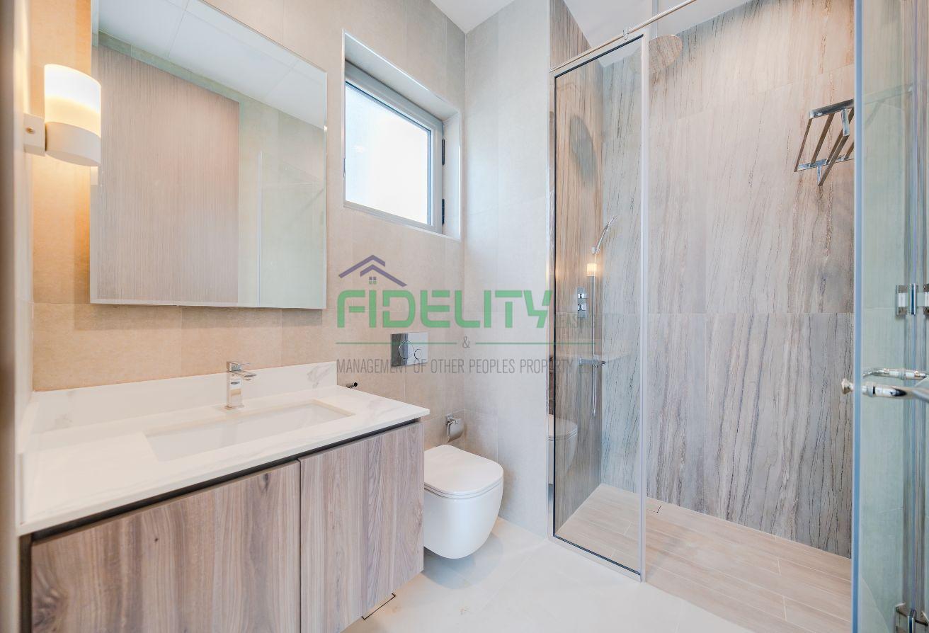 Brand New 6 Bedrooms |Private Pool |Elevator acces photo 7