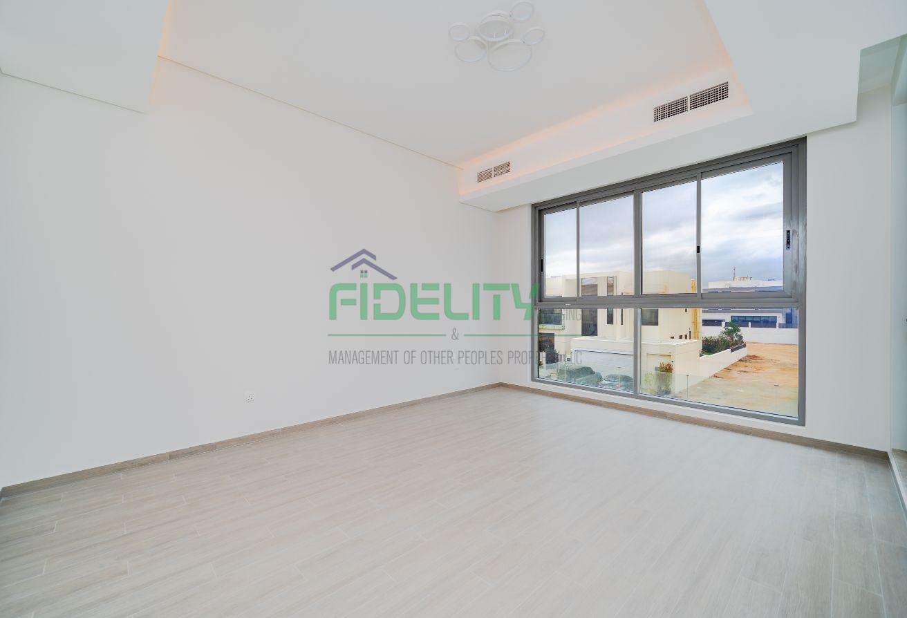 Brand New 6 Bedrooms |Private Pool |Elevator acces photo 12