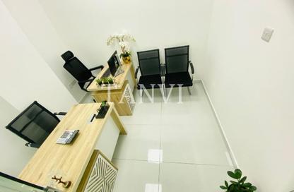 Office Space - Studio - 1 Bathroom for rent in Red Avenue - Al Garhoud - Dubai