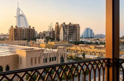 Apartment - 2 Bedrooms - 2 Bathrooms for rent in Asayel - Madinat Jumeirah Living - Umm Suqeim 3 - Umm Suqeim - Dubai