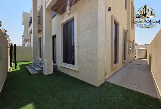 111862924 - Property Image 2