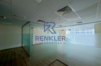 Office Space - Studio - 1 Bathroom for rent in The Burlington - Business Bay - Dubai