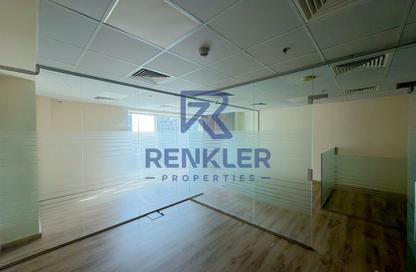 Office Space - Studio - 1 Bathroom for rent in The Burlington - Business Bay - Dubai